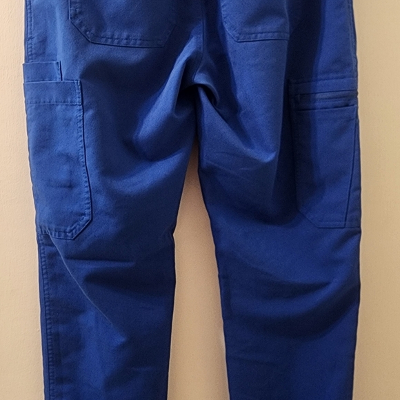 Figs Blue Scrub Set - Picture 9 of 16